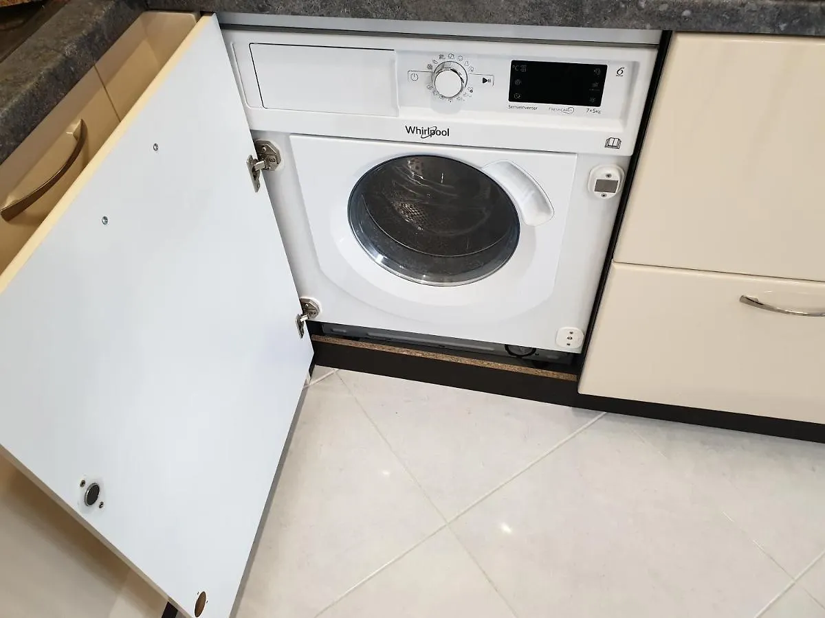 New The Twins Varna Two-Bedroom, Apt 3 At 15 Tsani Ginchev Street, Floor 2