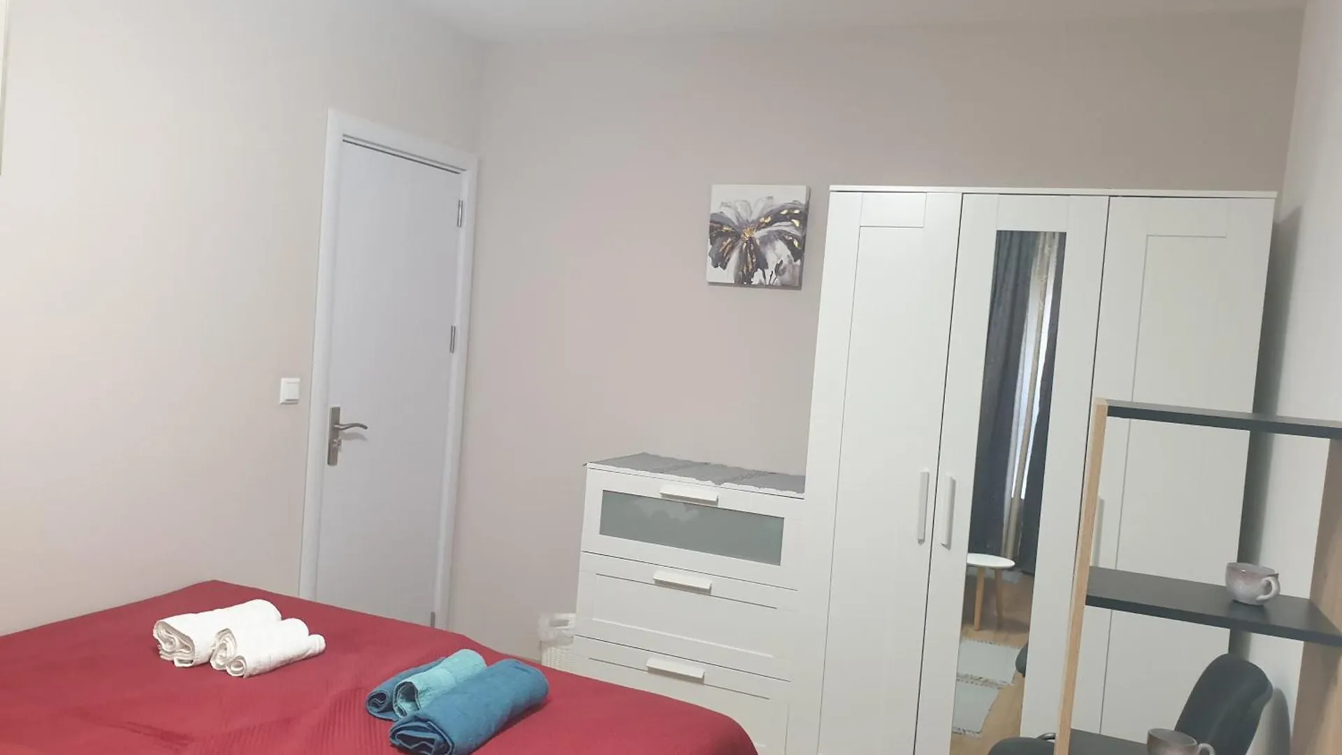 New The Twins Varna Two-Bedroom, Apt 3 At 15 Tsani Ginchev Street, Floor 2 Апартаменты